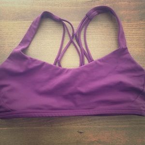 Lululemon sports bra